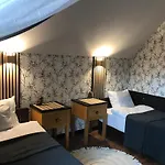 Homestay Goscinne Przylesie Lobez
