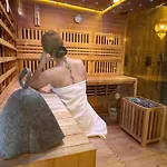 Goscinne Przylesie Homestay *