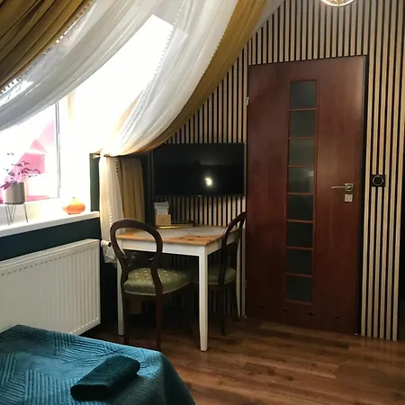 Homestay Goscinne Przylesie Lobez