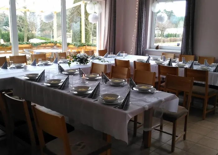 Goscinne Przylesie Quarto em Acomodações Particulares Łobez